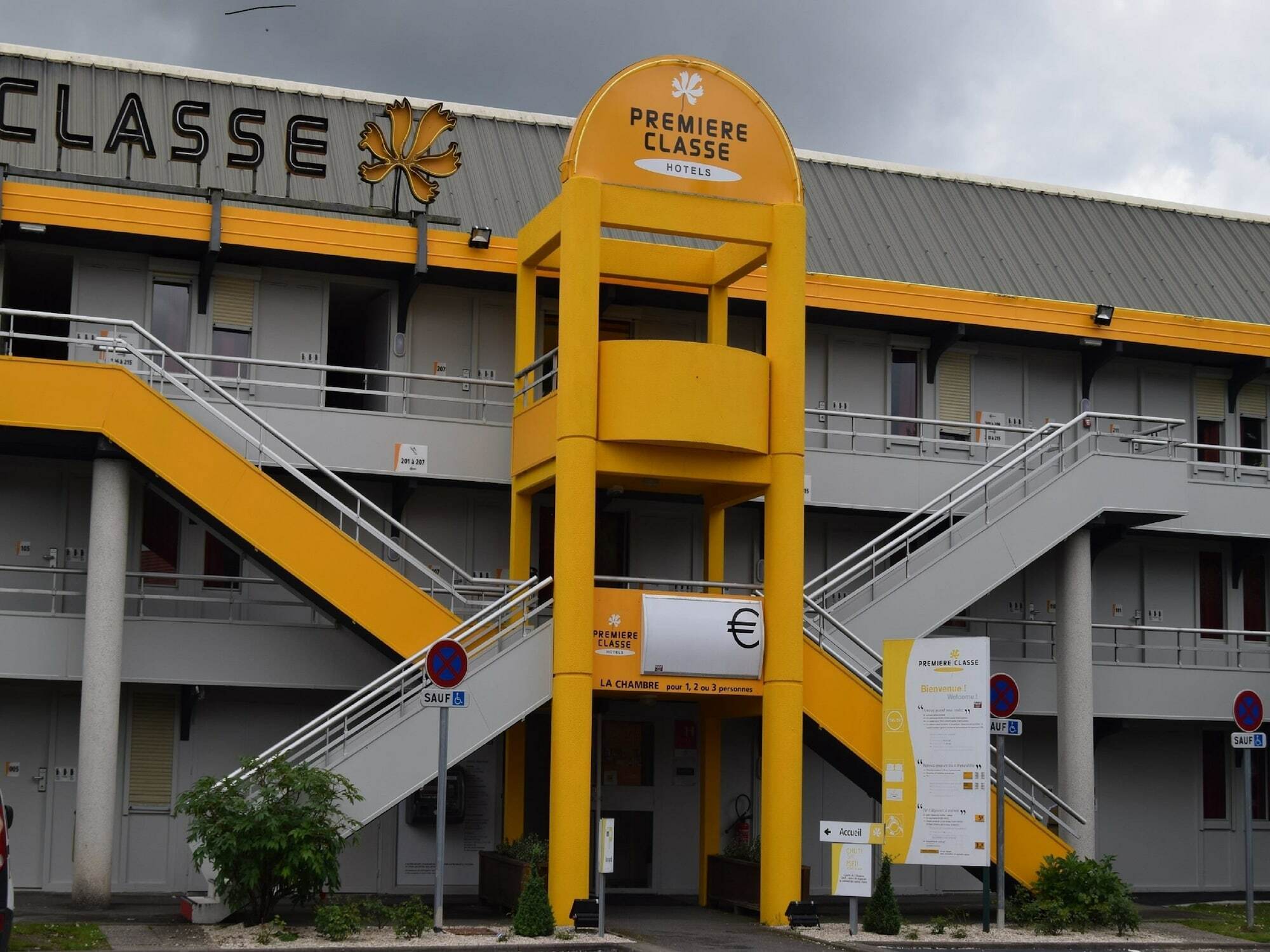 Premiere Classe Creil - Villers Saint Paul Ngoại thất bức ảnh